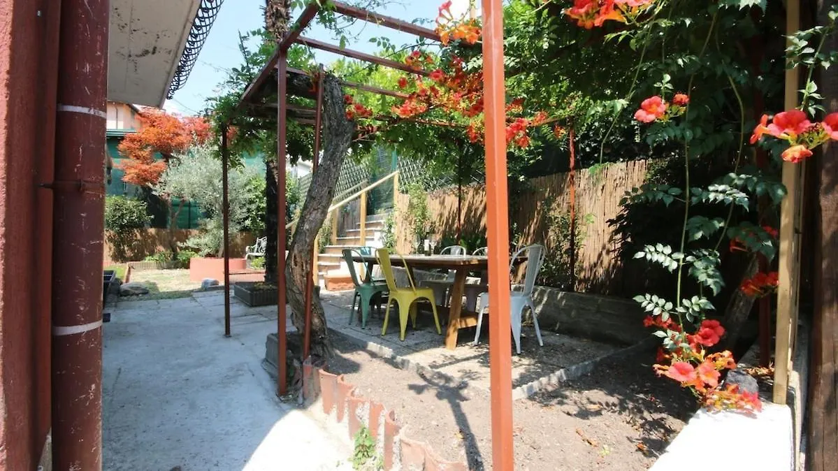 Hébergement de vacances Il Cortiletto - Cozy Apt Brand New Equipped Private Garden - Bbq Côme